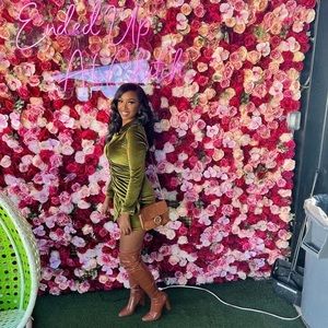 Meet your Posher, Maya